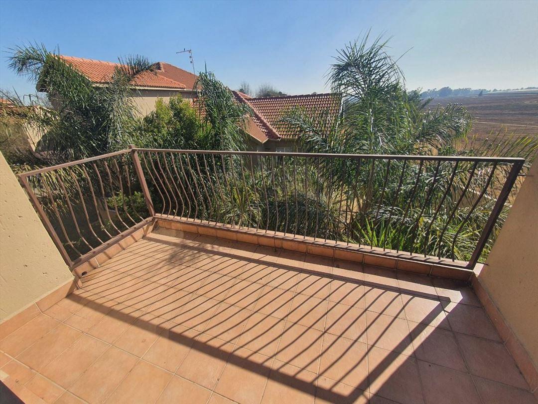 2 Bedroom Property for Sale in Pomona Gauteng