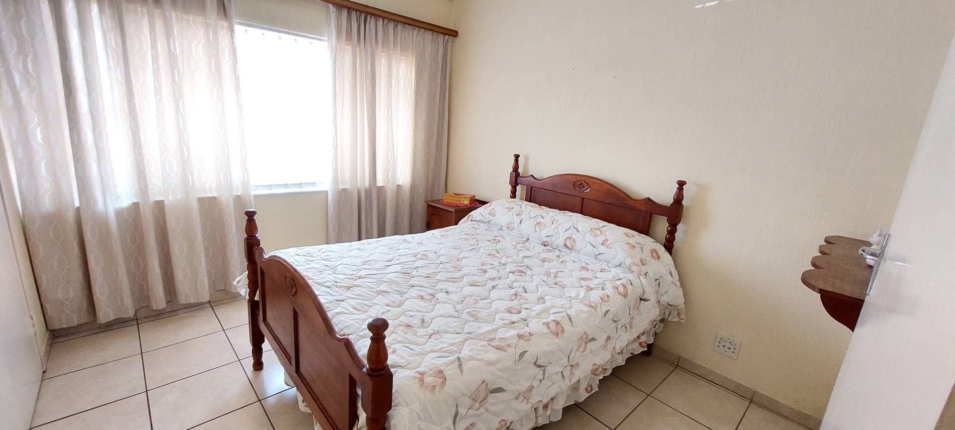 5 Bedroom Property for Sale in Verwoerdpark Gauteng