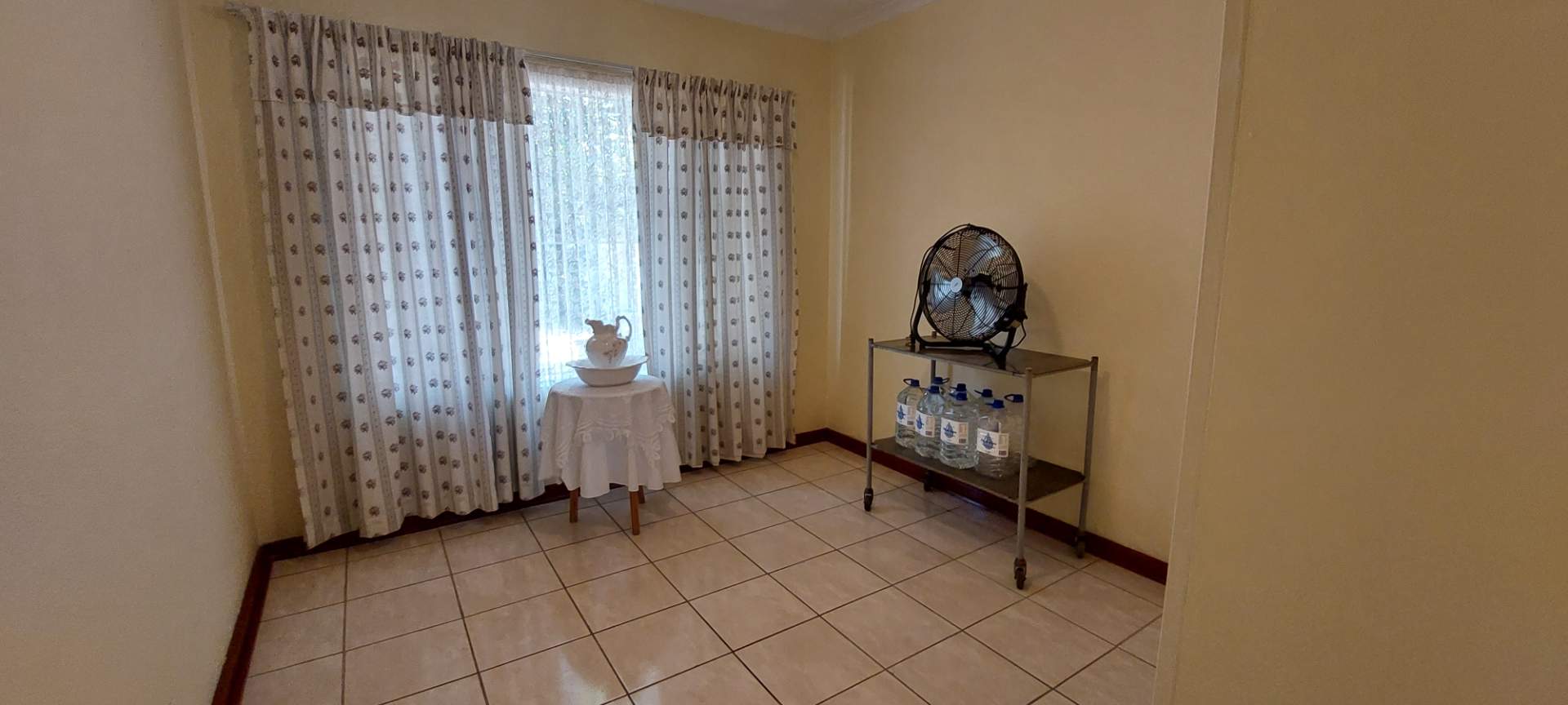 5 Bedroom Property for Sale in Verwoerdpark Gauteng