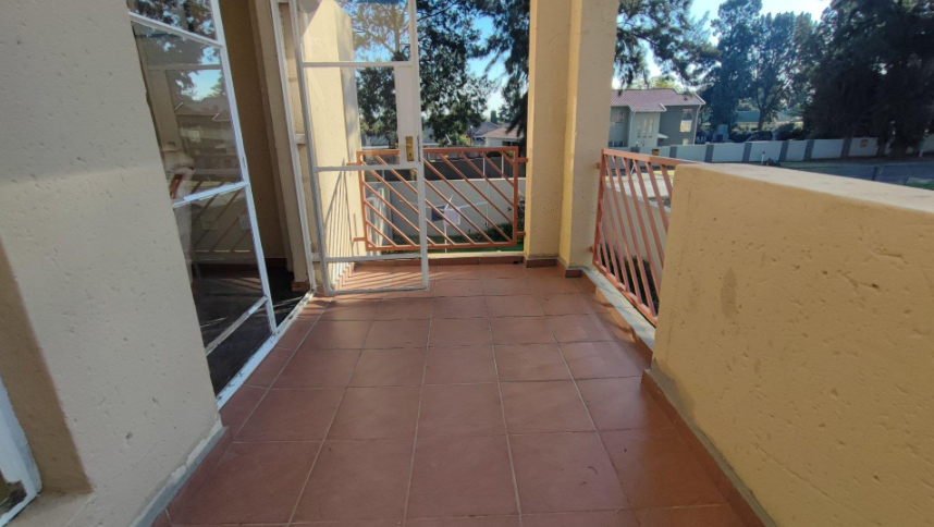 To Let 3 Bedroom Property for Rent in Brackendowns Gauteng