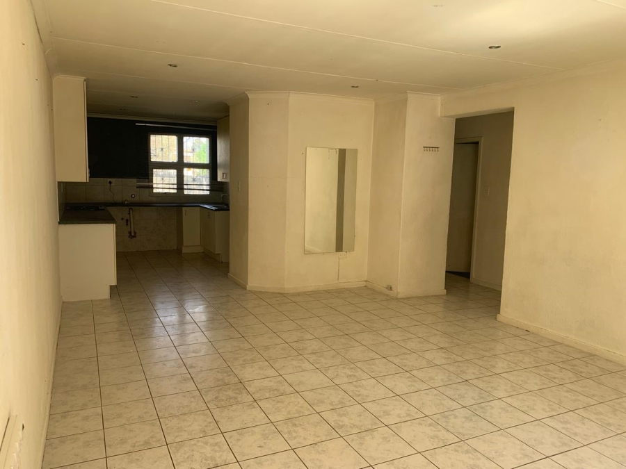 To Let 3 Bedroom Property for Rent in Kibler Park Gauteng