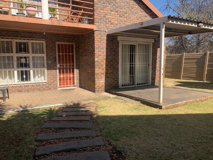 To Let 3 Bedroom Property for Rent in Kibler Park Gauteng