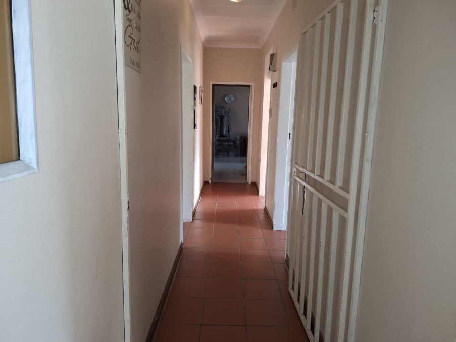 3 Bedroom Property for Sale in Farrarmere Gauteng