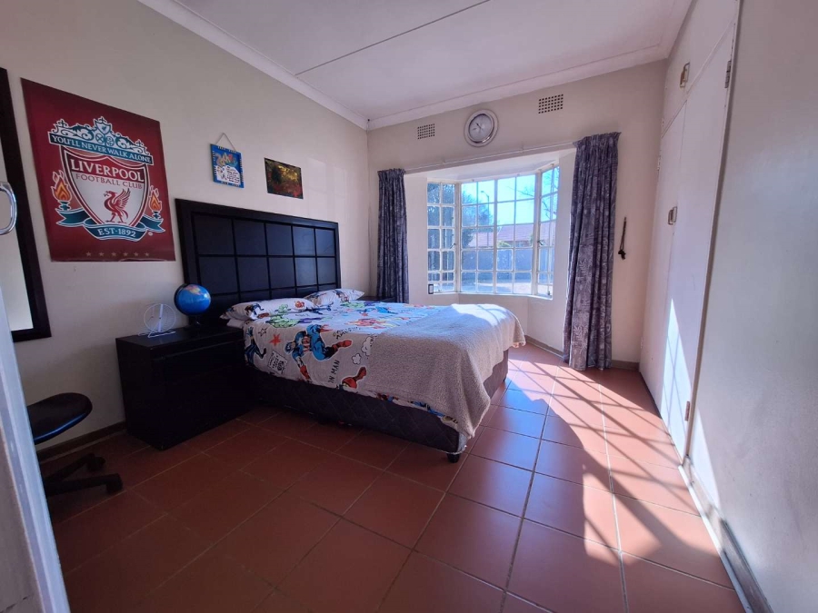 3 Bedroom Property for Sale in Farrarmere Gauteng