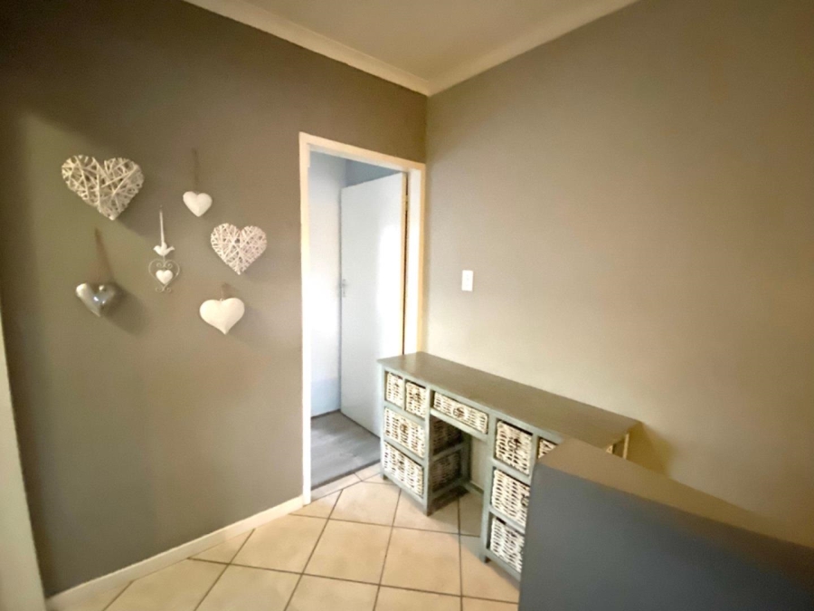 2 Bedroom Property for Sale in Amberfield Gauteng