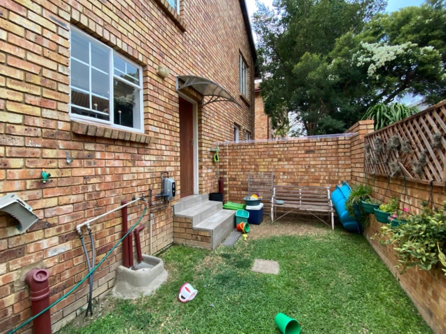 2 Bedroom Property for Sale in Amberfield Gauteng