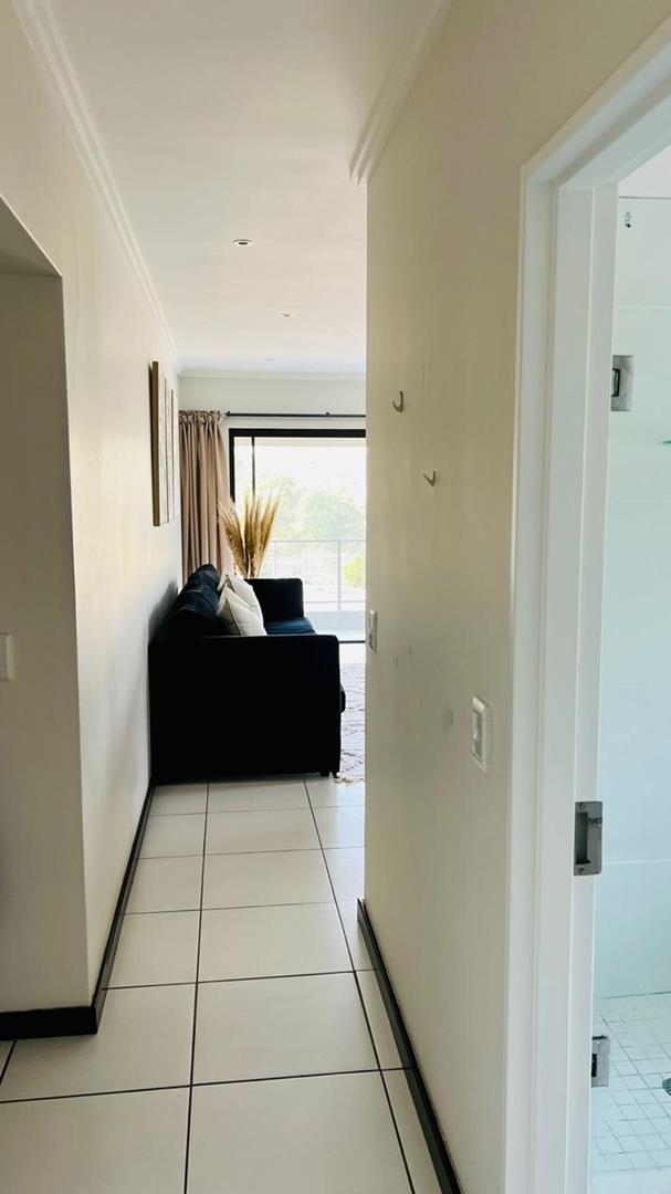 To Let 1 Bedroom Property for Rent in Lonehill Gauteng