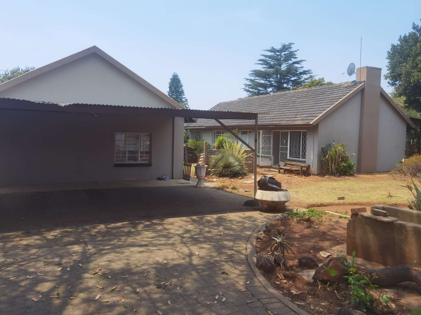 4 Bedroom Property for Sale in Birch Acres Gauteng