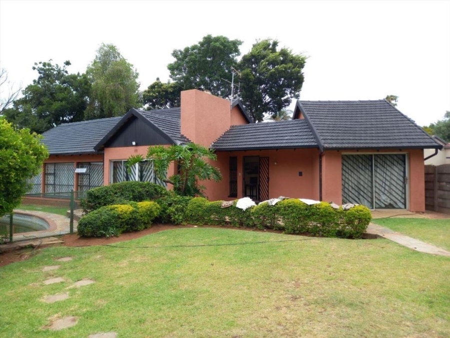 3 Bedroom Property for Sale in Birch Acres Gauteng