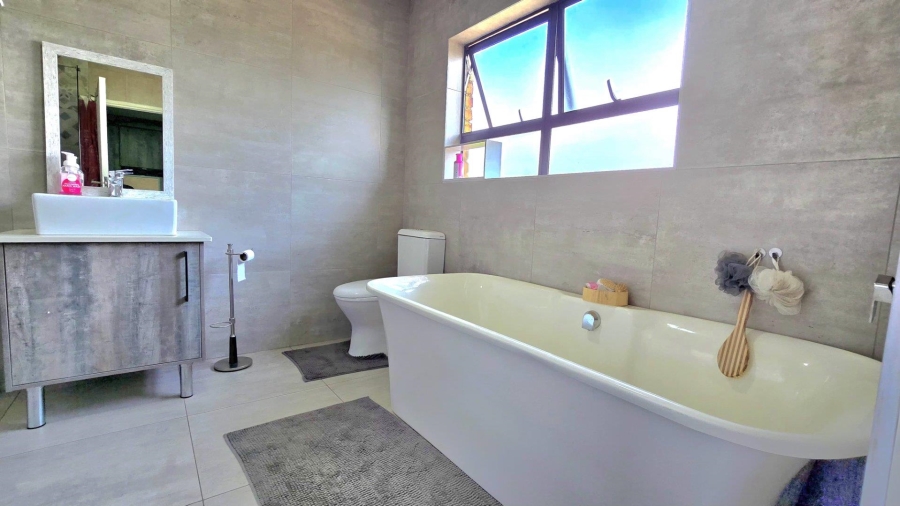 3 Bedroom Property for Sale in Randhart Gauteng