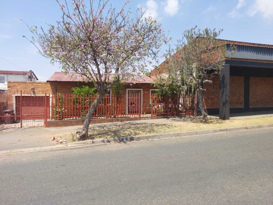 Commercial Property for Sale in Kenilworth Gauteng