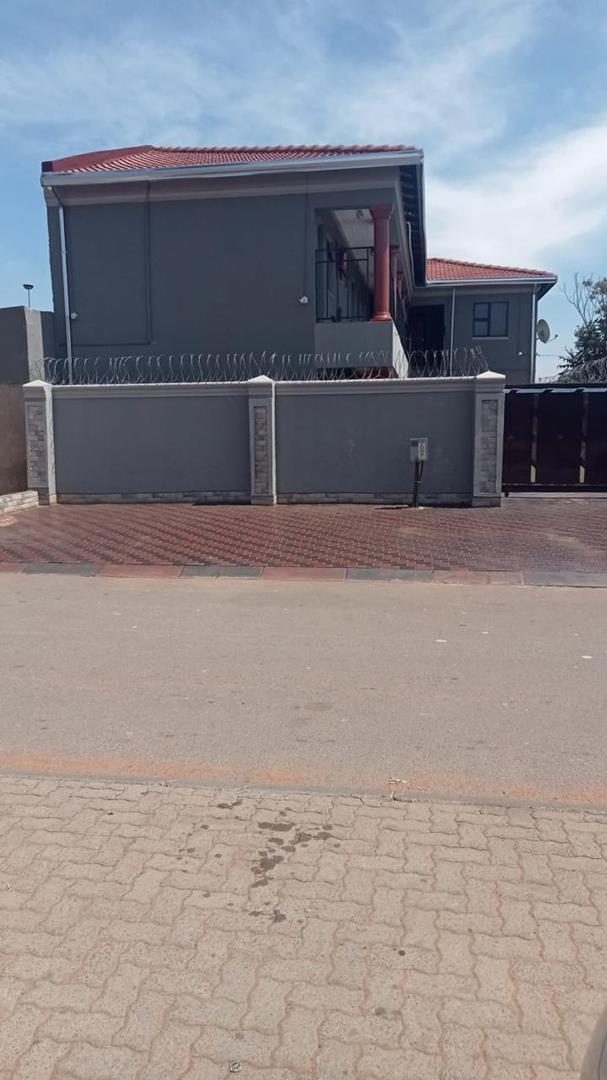 10 Bedroom Property for Sale in Katlehong South Gauteng