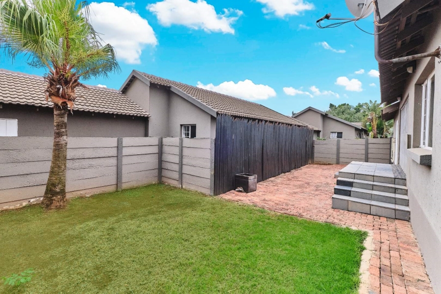 2 Bedroom Property for Sale in Allens Nek Gauteng