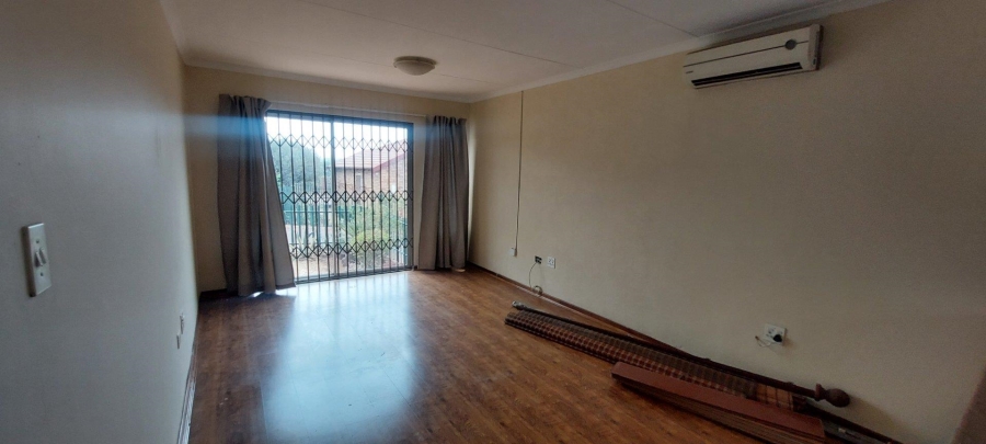 To Let 2 Bedroom Property for Rent in Elandspark Gauteng