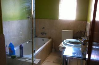 To Let 4 Bedroom Property for Rent in Oakdene Gauteng