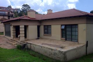 To Let 4 Bedroom Property for Rent in Oakdene Gauteng