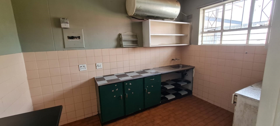 To Let 2 Bedroom Property for Rent in Rosettenville Gauteng