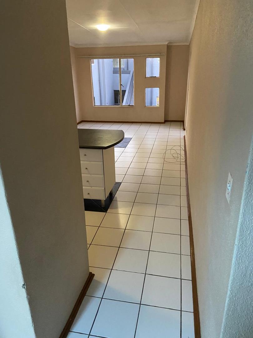 To Let 2 Bedroom Property for Rent in Mulbarton Gauteng