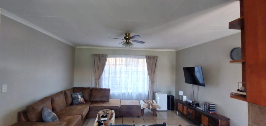 To Let 2 Bedroom Property for Rent in Alberton Gauteng