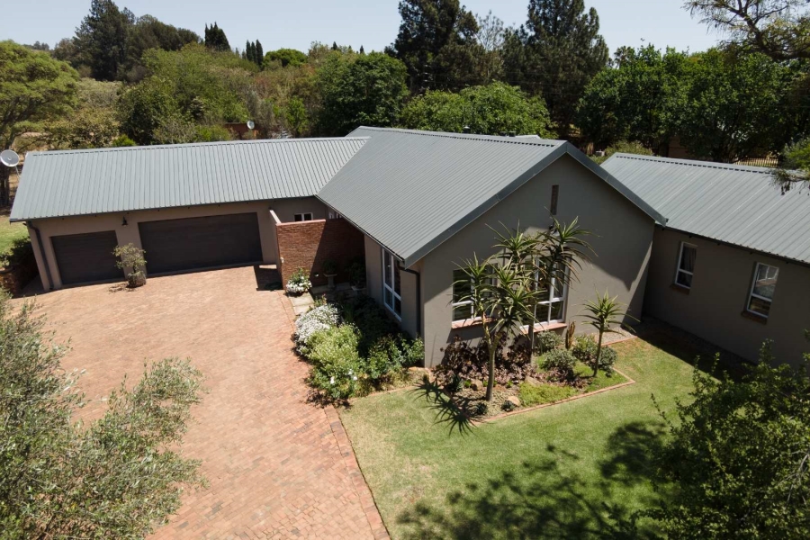 3 Bedroom Property for Sale in Zwavelpoort Gauteng