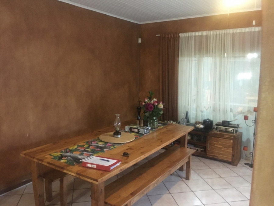 4 Bedroom Property for Sale in Rooihuiskraal Gauteng