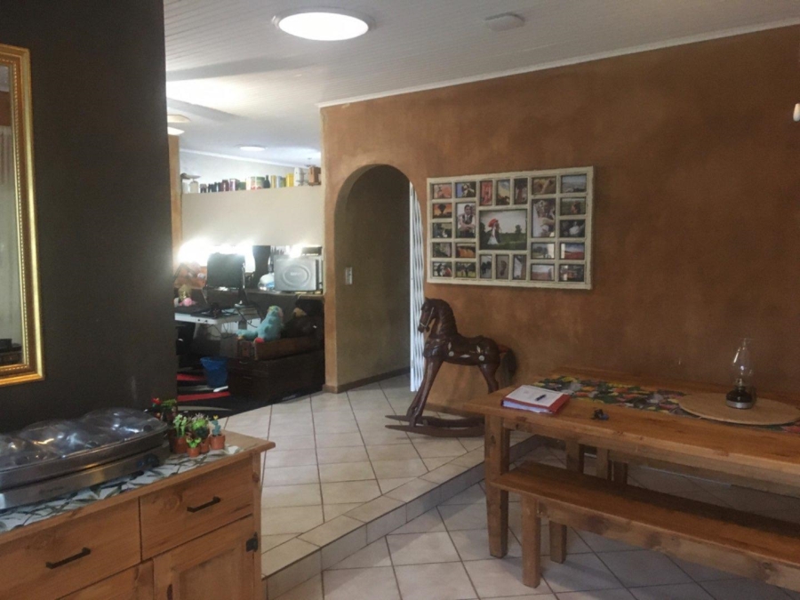 4 Bedroom Property for Sale in Rooihuiskraal Gauteng