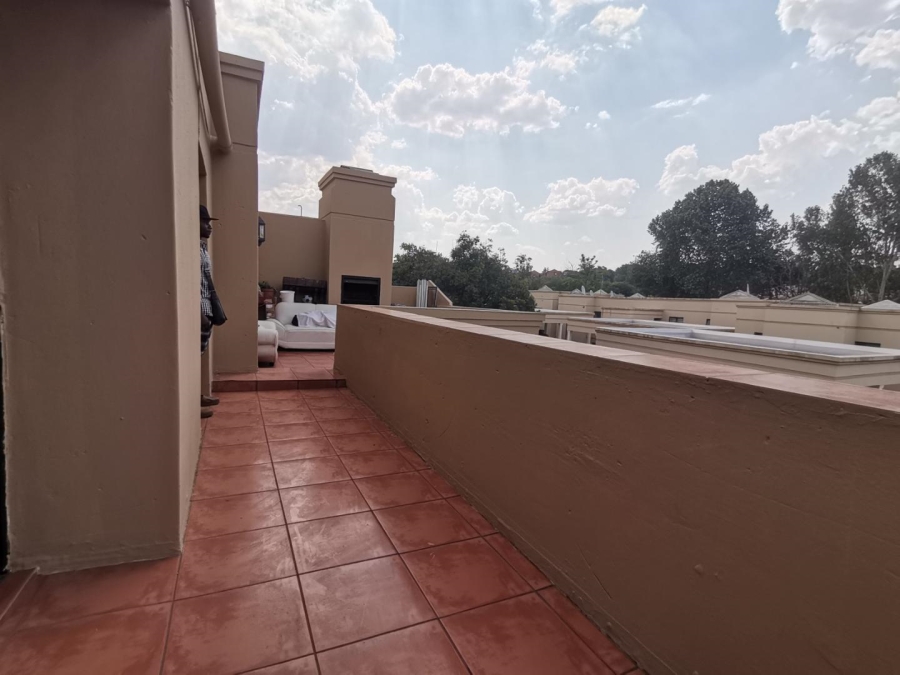 2 Bedroom Property for Sale in Northwold Gardens Gauteng