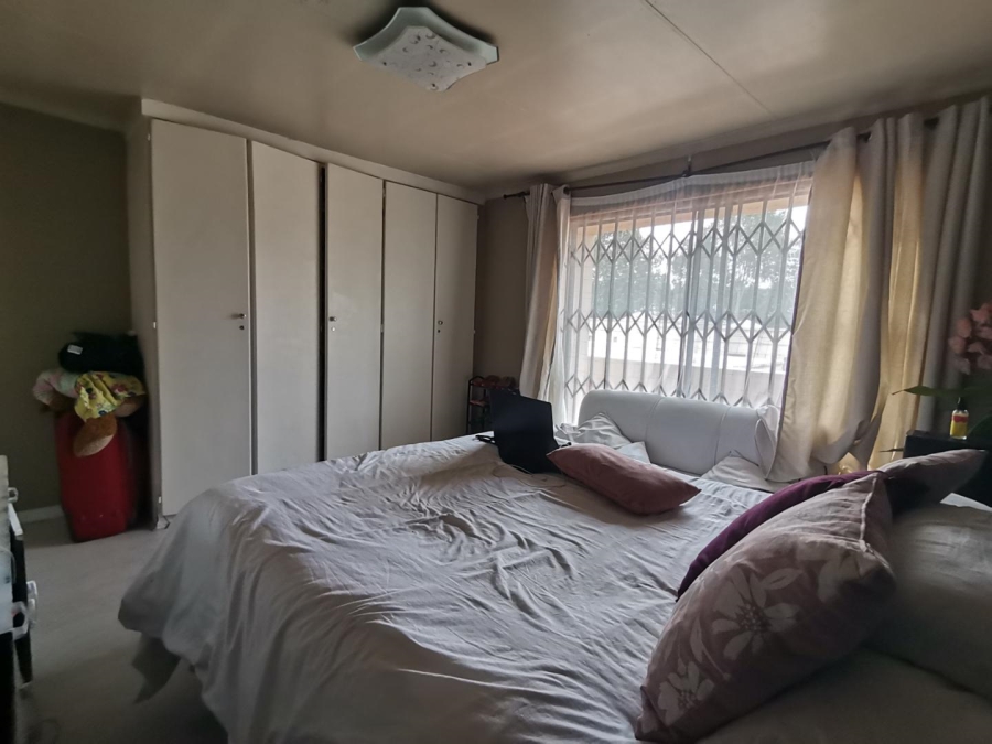 2 Bedroom Property for Sale in Northwold Gardens Gauteng