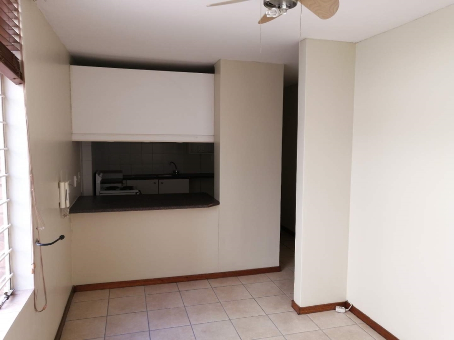 1 Bedroom Property for Sale in Hatfield Gauteng