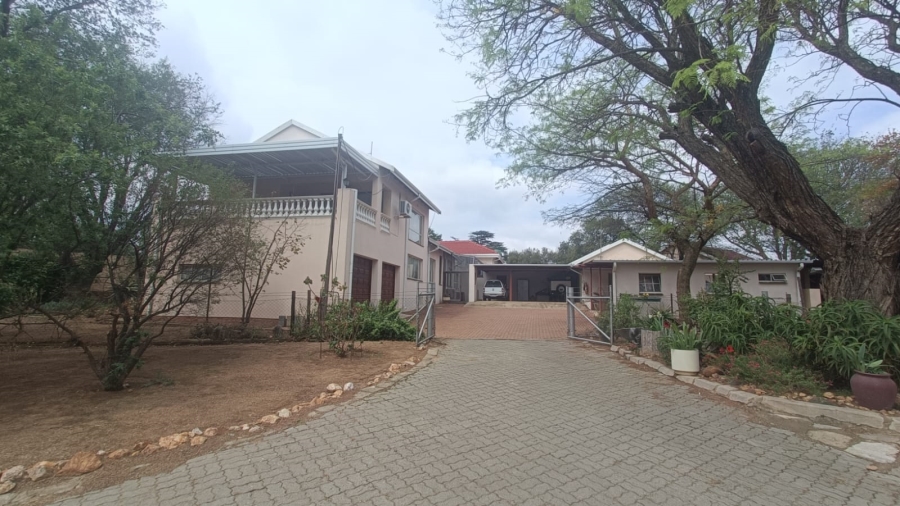 4 Bedroom Property for Sale in Knoppieslaagte Gauteng