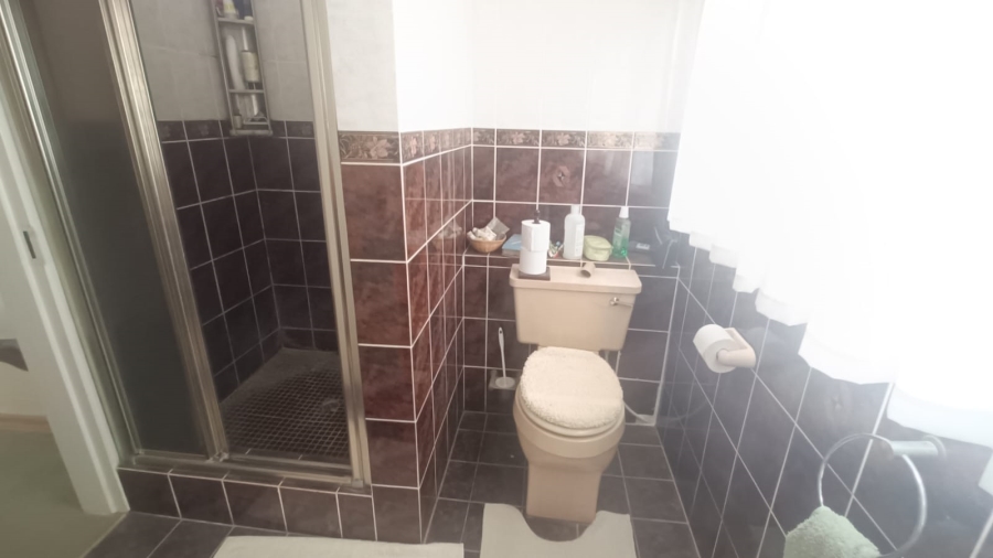 4 Bedroom Property for Sale in Knoppieslaagte Gauteng