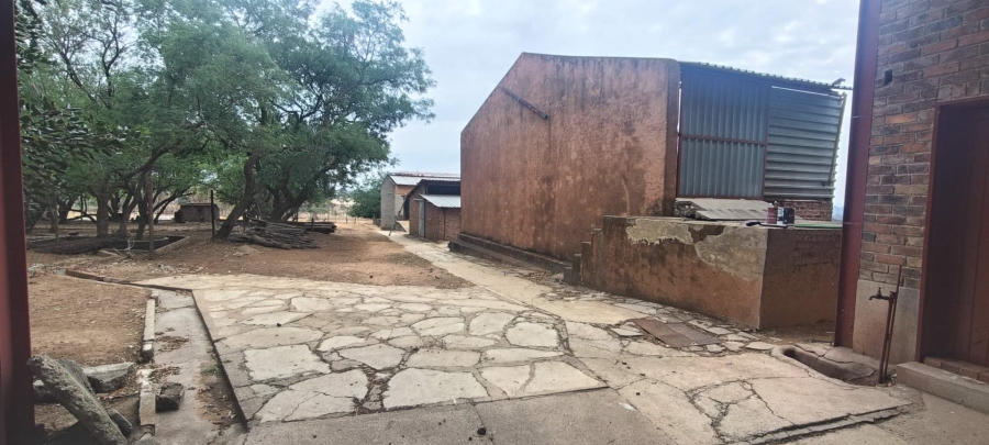 4 Bedroom Property for Sale in Knoppieslaagte Gauteng