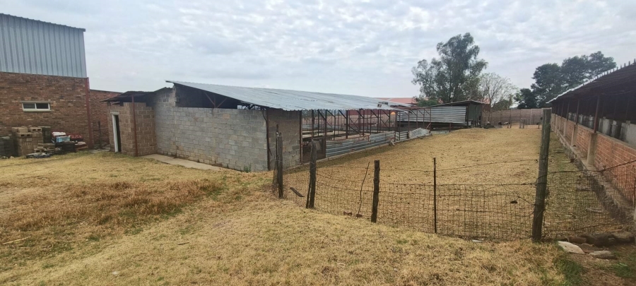 4 Bedroom Property for Sale in Knoppieslaagte Gauteng