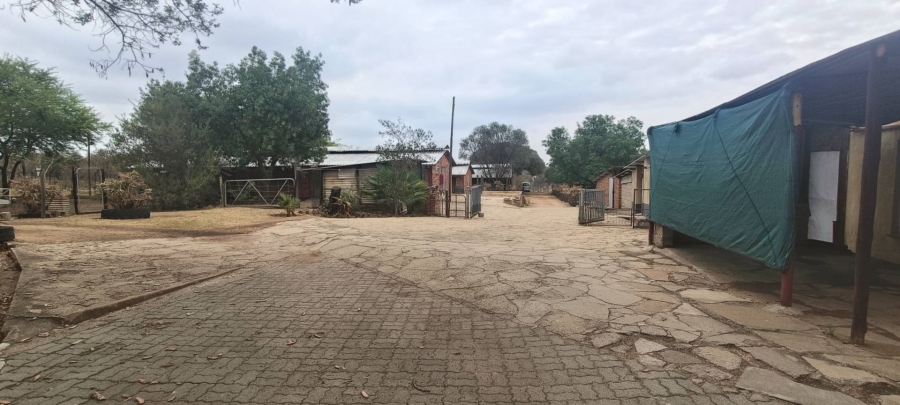 4 Bedroom Property for Sale in Knoppieslaagte Gauteng