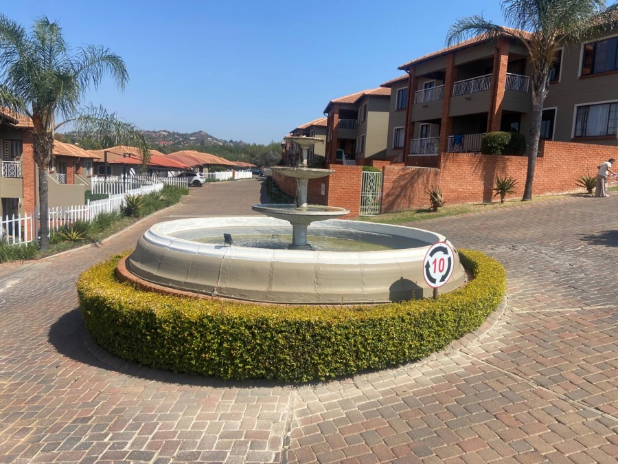 2 Bedroom Property for Sale in Glenvista Gauteng