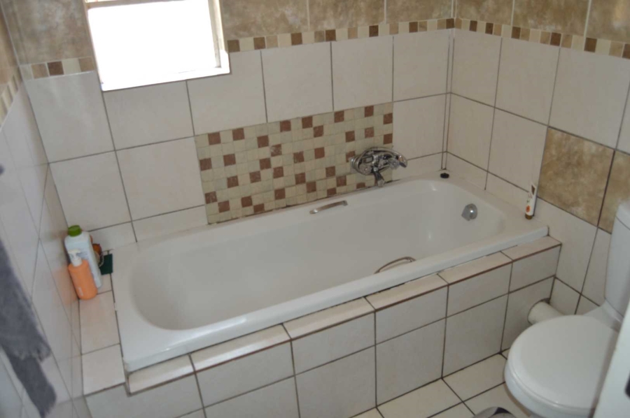 2 Bedroom Property for Sale in Florentia Gauteng