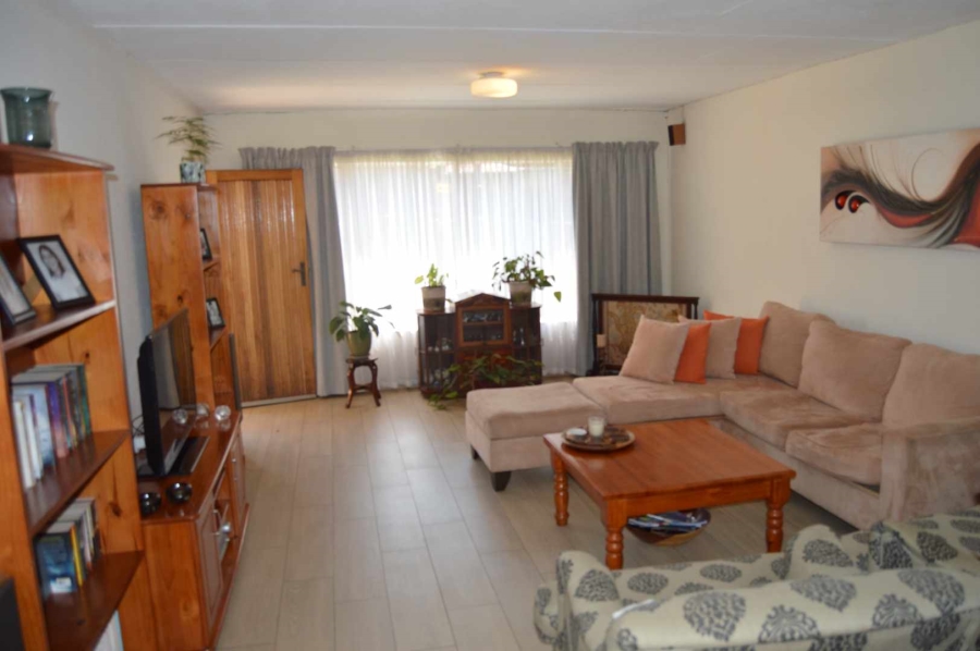 2 Bedroom Property for Sale in New Redruth Gauteng