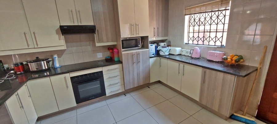 3 Bedroom Property for Sale in Elandshaven Gauteng