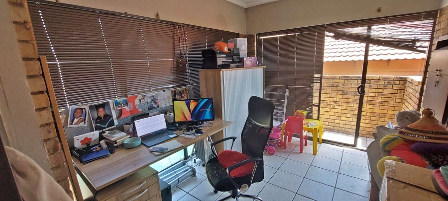 3 Bedroom Property for Sale in Elandshaven Gauteng