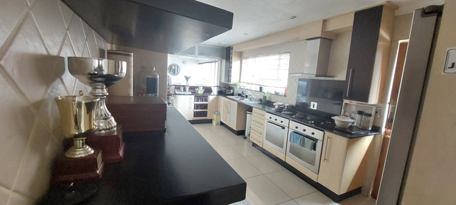 4 Bedroom Property for Sale in Bassonia Gauteng