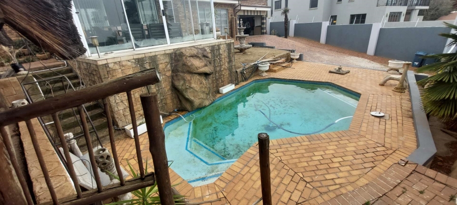 4 Bedroom Property for Sale in Bassonia Gauteng