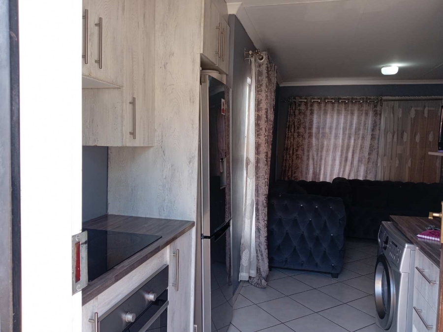 2 Bedroom Property for Sale in Mamelodi East Gauteng