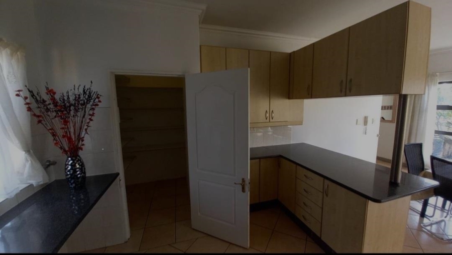 To Let 2 Bedroom Property for Rent in Raslouw A H Gauteng