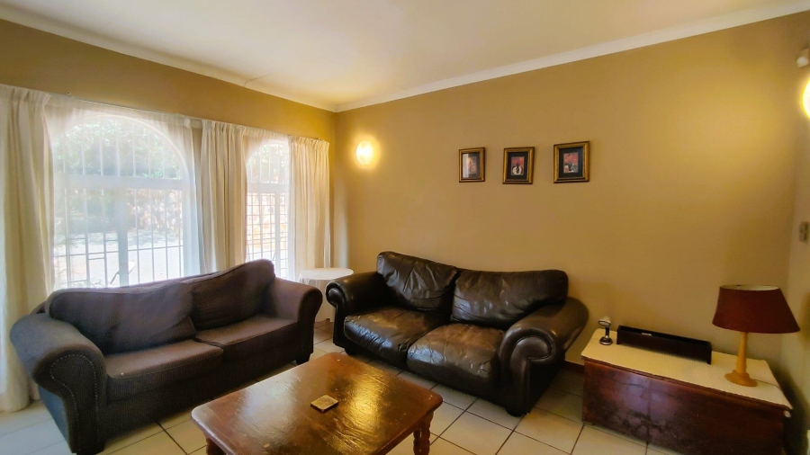 4 Bedroom Property for Sale in Waterkloof Glen Gauteng