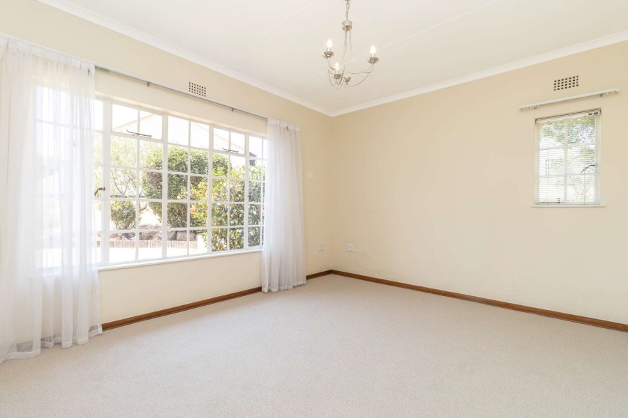 2 Bedroom Property for Sale in Helderkruin Gauteng