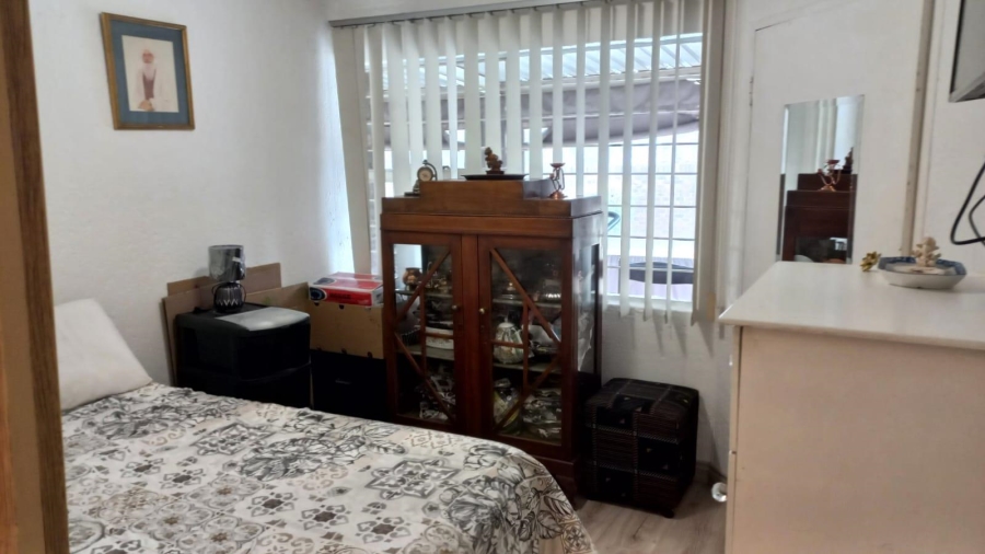 To Let 2 Bedroom Property for Rent in Oakdene Gauteng