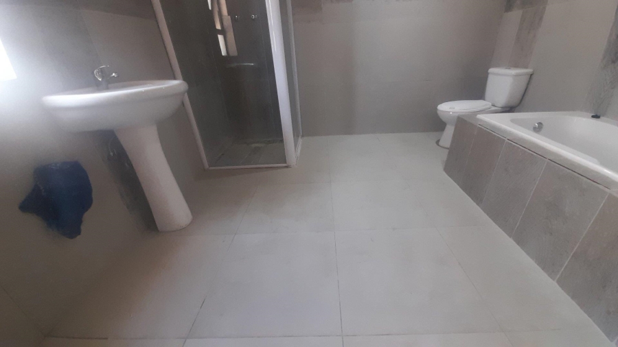 To Let 1 Bedroom Property for Rent in Moffat View Gauteng