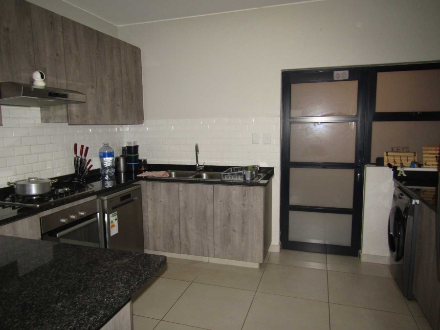 To Let 3 Bedroom Property for Rent in Bardene Gauteng