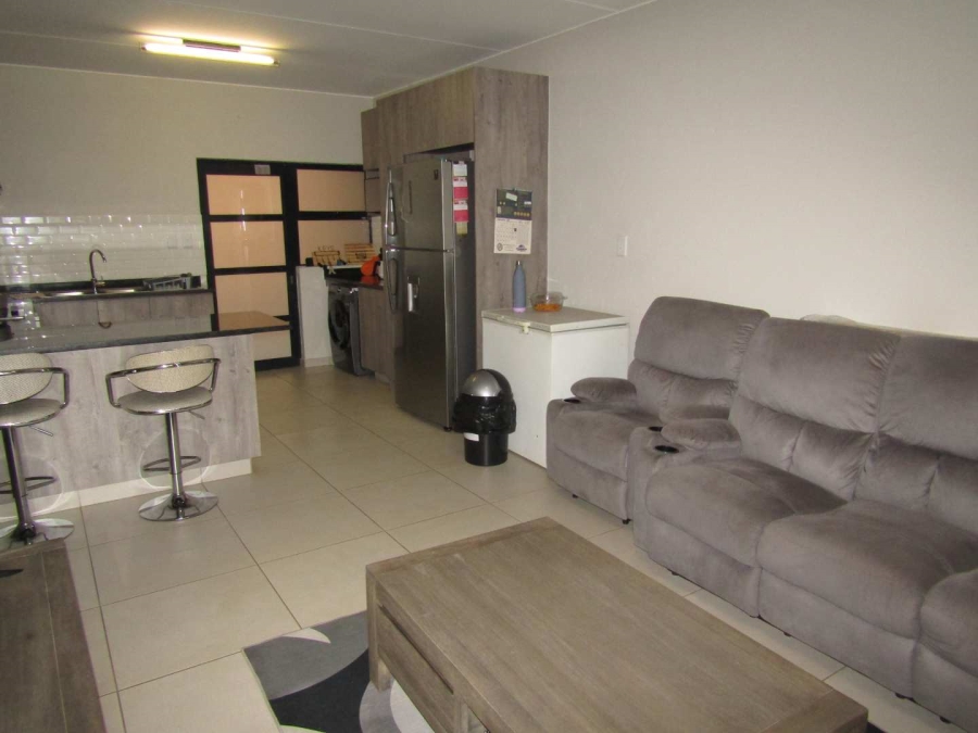 To Let 3 Bedroom Property for Rent in Bardene Gauteng