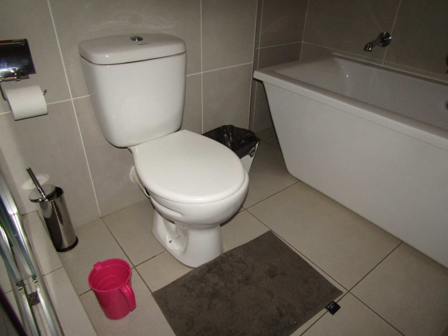 To Let 3 Bedroom Property for Rent in Bardene Gauteng